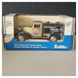 1937 Amoco Heritage Tanker Bank (Gold)