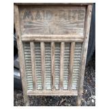 Maid-Rite metal & wood washboard