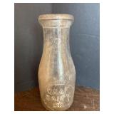 Embossed Graf Dairy Milk Bottle, 1 pint