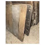 3 pieces of steel, 2 plates, 1 lid