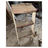 Metal Step Ladder