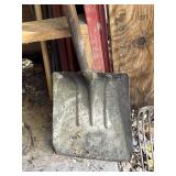 Metal Square Edge Flat Shovel