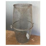 16.5 Metal Wire Minnow Trap