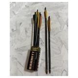 7 arrows, Barnett & Can-Arc, 1 without tip,