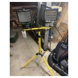 Chicago Electric twin head halogen shop light