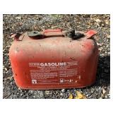 Metal 6 Gal Gasoline Can