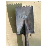 58" Kodiak Shingle Shovel