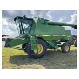 JD 9500 Combine - Runs & Drives