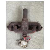 IH Farmall H Manifold