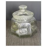 Vtg clear glass apothecary/tobacco/candy jar, 7in