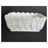 Westmoreland paneled grape planter