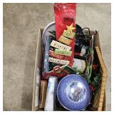 Holiday Decor- Pins, Sign, Wreath Hanger,