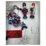 Christmas Ball & Bell Necklace, pierced