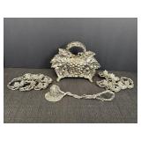 Silver plated grapevine design napkin holder, 12