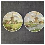 Pair of Vintage Decor Plates from Royal Schwabap