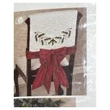 6 Touch Class Holly Wreath Chair Covers