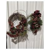 Coordinating Christmas wreath & teardrop swag,