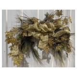 Glittery gold & artificial greenery spray, approx.