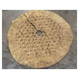 Kingsbury Home Gold Tree Skirt