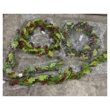 Felt Leaves, Berries & Pinecone Wreaths & Garland.