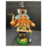 PEWO Erzgebirge hand-carved, Toy Seller, smoker