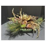 22" Holiday Seasonally Center Piece