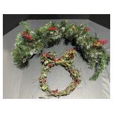 10in Mickey Mouse Vine/Berry Wreath & 3ft Lighted