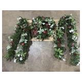 Paper White & Berry 19in Wreath & 2- 5ft Garland
