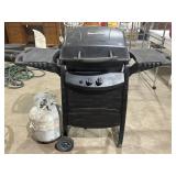 Char-Broil Gas Grill w/propane tank