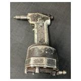 PRG 510 pneumatic pop riveter