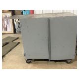 Rolling Metal Tool Cabinet w/ Drawers