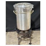 Deep frying/turkey pots comes with dry basket