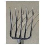 Kodak pitchfork w/ fiberglass forged steel head