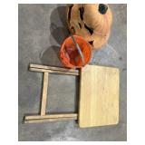Folding Table & Halloween Decor