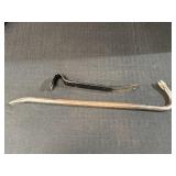 12in flat pry bar & 24in pry bar