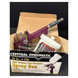Central Pneumatic 20oz spray gun in original box