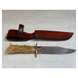 Bowie knife w/stag handle & leather sheath, 6in
