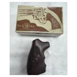 Eagle Grips SNF Wood Grip w/ box