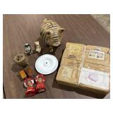 Misc porcelain pieces, salt & pepper shakers, vtg