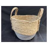 Woven basket with 2 handles