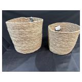 2 new woven straw baskets