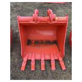 24" Kubota Backhoe Bucket