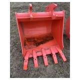 24" Kubota Backhoe Bucket