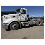 2011 Peterbilt 386 Semi - Title 30 days out