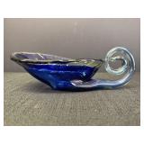 Hand-blown swirl art glass bowl w/curled handle,