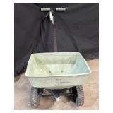 EZ Broadcast Spreader