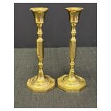 Pair of 7.5in brass candlesticks w/octagonal