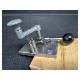 Ammo Reloading Cannelure Tool