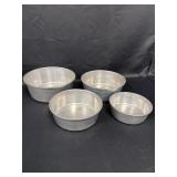 4 Vtg Wear-Ever Aluminum Deep Cake Baking Pans,