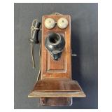 Kellogg S & S Co. Ant. Crank Phone